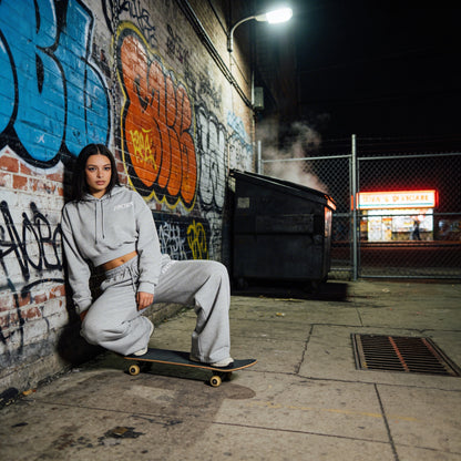 WOMAN TRACKSUIT