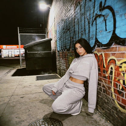 WOMAN TRACKSUIT